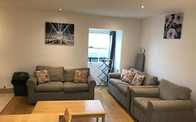 Spacious Two Double Bedrooms Flat, H 5
